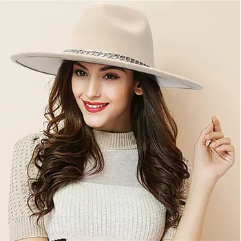 Lanț de argint Fedoras Palaria Pentru Femei Barbati Curea din Pene Pălărie de Moda de Lux Biserică Pălării Panama Petrecere OutdoorTravel Fedoras Margine Largă